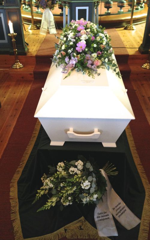 Begravelse etter Anna Kristensen