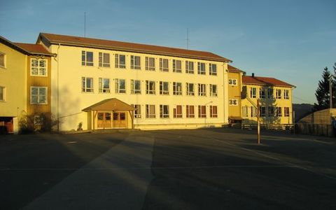 Ytre Arna skole