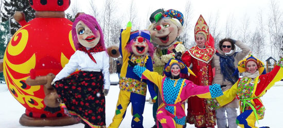 Аренда ростовой куклы Самовар на Масленицу www.kinder-dolls.ru