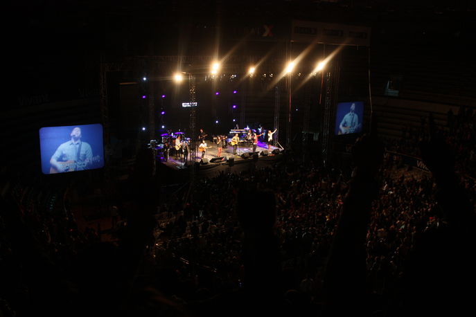 God stemning paa Hillsong-konsert!