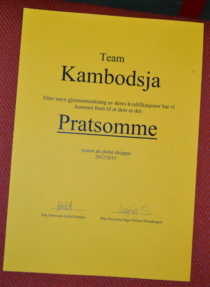 Kambodsja-teamet ble kåret til det mest pratsomme teamet, spørs om det blir så mye fjasing når alt går på Khmer.