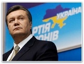 Янукович просит у Бога сил, чтобы поднять Украину из руин