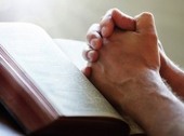 В Огайо Библия спасла американца от пуль