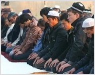В Таджикистане молодежи запретили посещать церковь