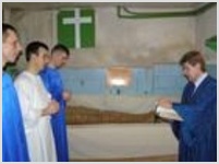 Религия поможет заключенным избежать рецидива, считает глава ФСИН РФ