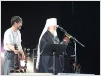 Проповедь патриарха Кирилла на рок-концерте задает тон новой миссионерской политике, считают в РПЦ