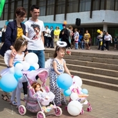 «Парад колясок» в Международный День Защиты Детей 