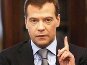 Межнациональное и межконфессиональное согласие - обязательное условие сохранения России, считает Медведев