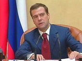 Медведев поздравил православных россиян с праздником Пасхи