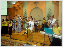 Школа прославления в Костроме