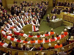 Англиканская церковь запретила женщинам становиться епископами