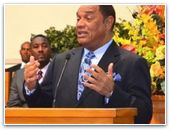 Премьер-министр Багамских островов выразил признательность церкви АСД