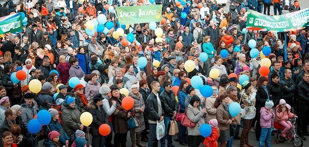 Праздничное Пасхальное шествие в Иркутске