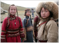 Молодежь церкви «Христа Воскресшего» служила детям Монголии