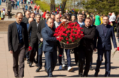 Протестанты Иркутска возложили цветы к Вечному огню