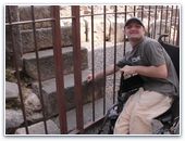 Помогите свозить в Израиль инвалидов-колясочников