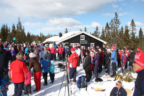 Påskegudstjeneste på Fjellstua Brumund sæter Langfredag kl 12:00