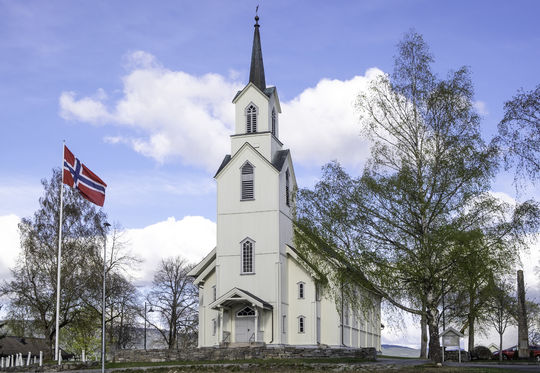 NRK gudstjeneste i Bø kirke søndag 12.04.2026