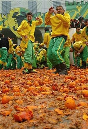Апельсиновая битва в Иврее