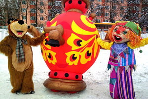 Ростовые куклы на Масленицу в посёлке Лунево