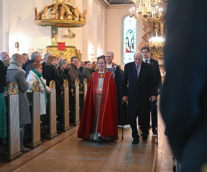 Viderefører tilskuddet til Den norske kirke