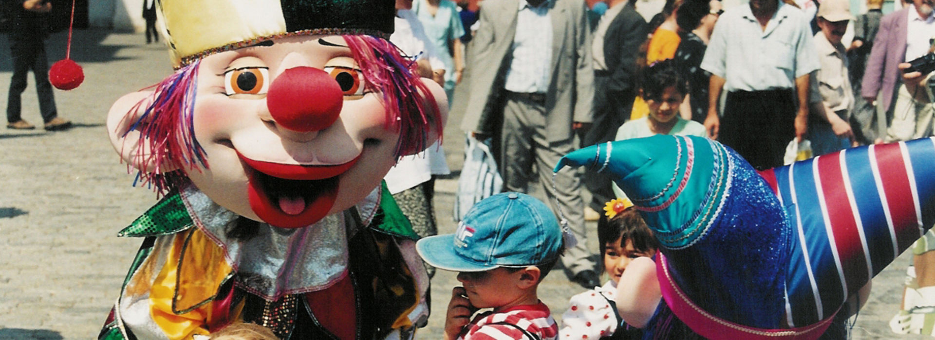 Большие куклы на городской праздник в Москве, ростовые куклы на детский праздник в москве