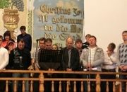 Русские немцы помогают строить церковь в Омске