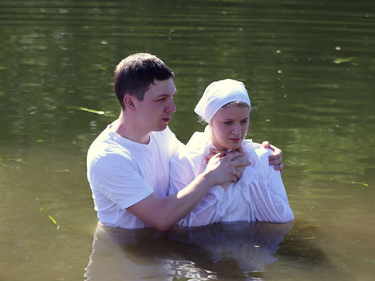 Фоторепортаж о крещении в московской церкви «Преображение во Христе»  