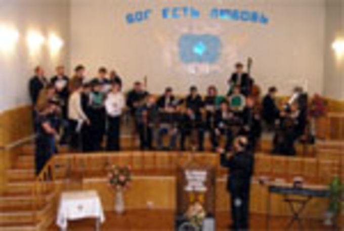 Православные и баптисты провели совместный пасхальный концерт во Всеволожске