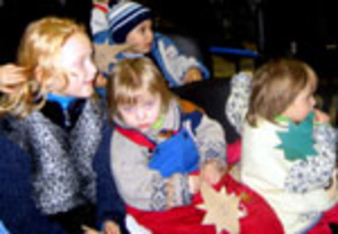 Дети-инвалиды посетили Рождественский праздник в моcковской церкви