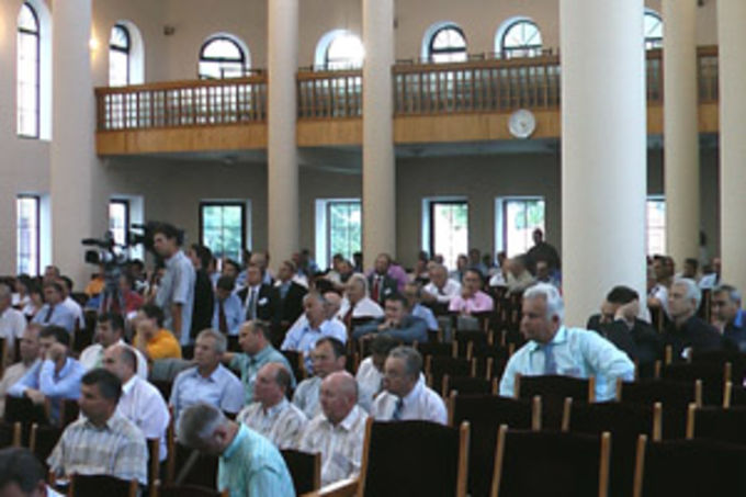 Второй день общеславянской конференции служителей в Киеве