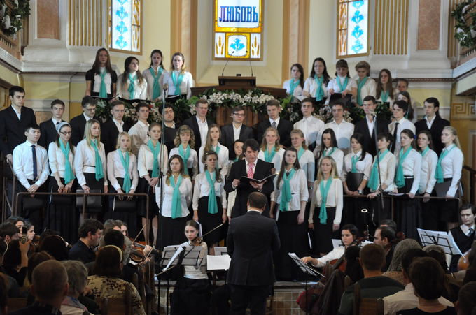 Пасхальный концерт в Московской центральной церкви ЕХБ