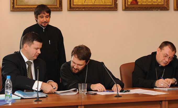 Митрополит Волоколамский Иларион встретился с представителями Консультативного совета глав протестантских церквей России