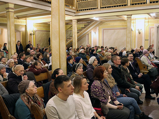 Фоторепортаж о крещении в Московской центральной церкви ЕХБ 