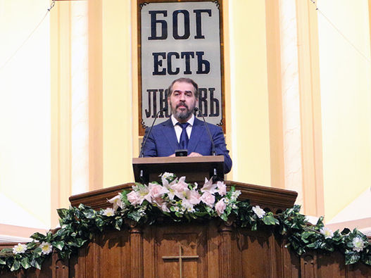 Встреча Пасхи в Московской центральной церкви ЕХБ