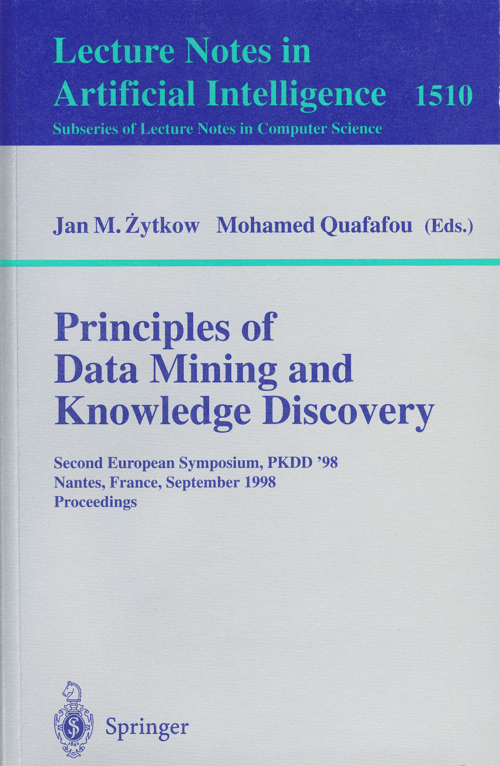 Object Mining: A Practical Application of Data Mining for the Construction and Maintenance of Software Components