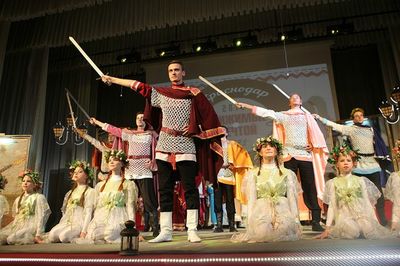 Более 350 детей и взрослых из 18 городов России приняли участие в фестивале "Движимые мечтой KIDS 2014" в Краснодаре