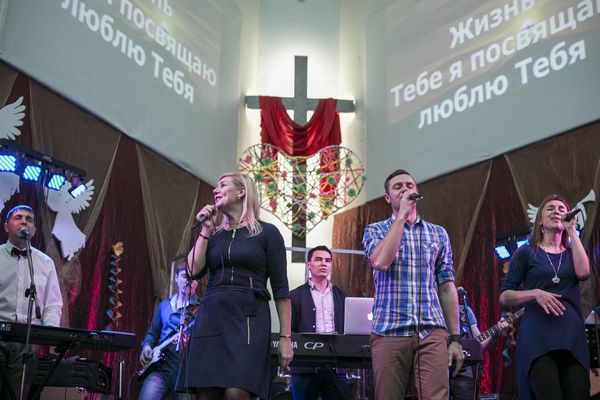 В Кемерово прошёл межцерковный День хвалы и поклонения