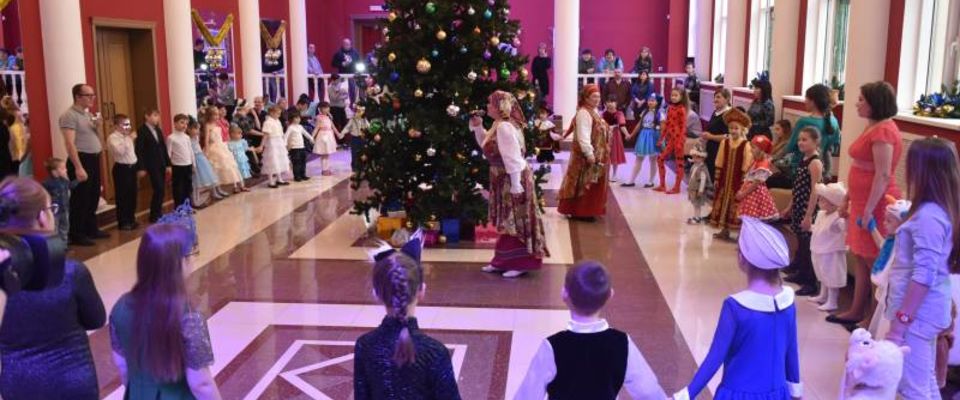 Пензенские протестанты провели благотворительную Рождественскую Ёлку