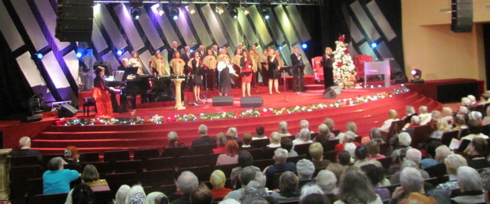 Специальное рождественское богослужение для пожилых людей провели в московской церкви ХВЕ «Благая весть»