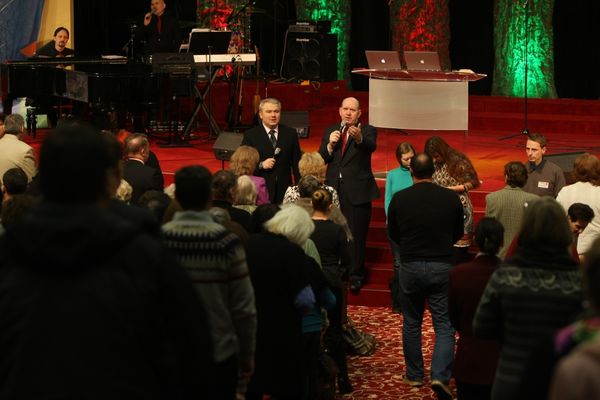 Рождество в московской церкви «Благая весть»: четыре праздничных богослужения и «Вифлеемская звезда» 