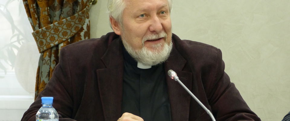Епископ Сергей Ряховский: Нужен закон о социализации бывших заключенных и, конечно, доступ священнослужителей в тюрьмы