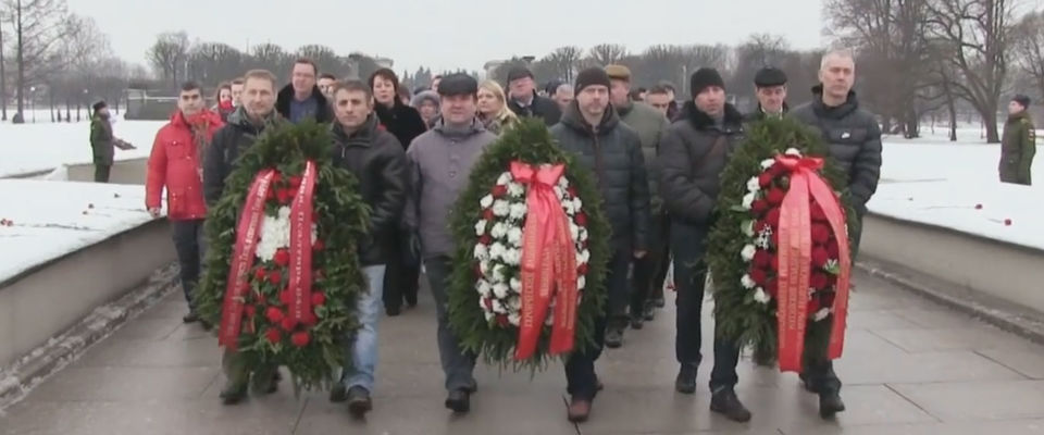 27 января – День снятия блокады Ленинграда. Христиане Санкт-Петербурга возложили цветы на Пискарёвском кладбище
