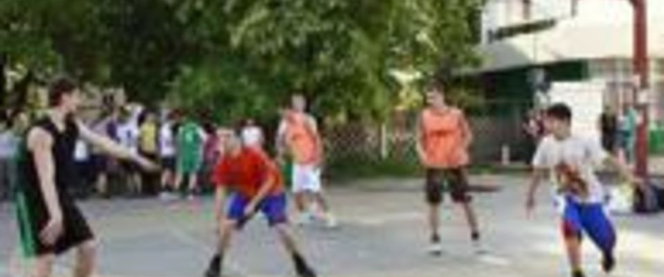 Уличный баскетбол – альтернатива вредным привычкам 