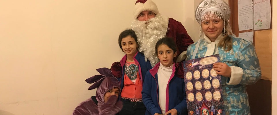  «Рождественская Елка Ангела» набирает популярность в Абхазии благодаря российским служителям