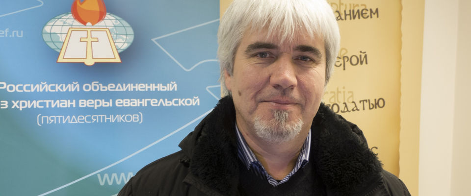 Александр Бабич: Жители Донбасса нуждаются не только в гуманитарной помощи, но и в духовной поддержке