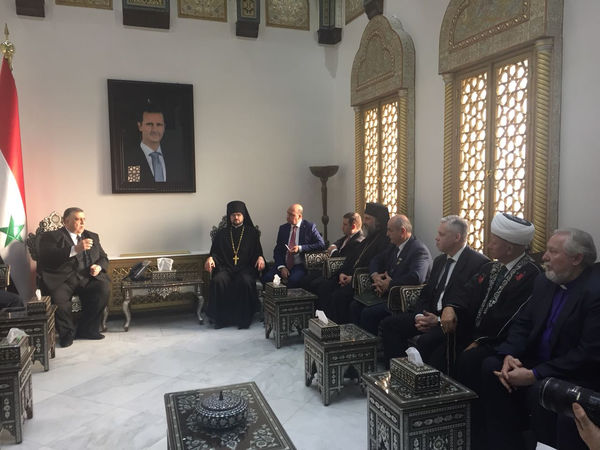 Межрелигиозная делегация из России посетила Парламент Сирии и мечеть Омейядов