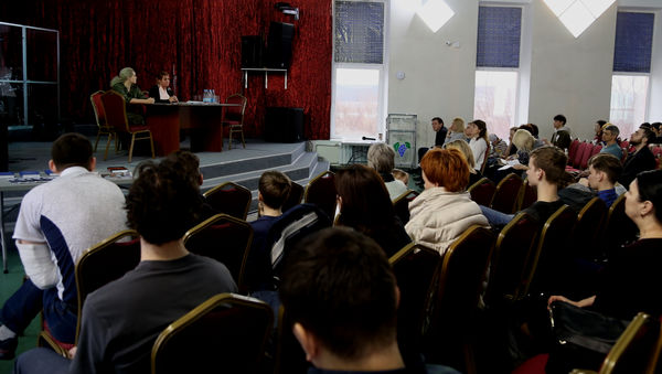 Круглый стол «Репрессии в богоборческом государстве и покаяние современников» прошел в Кемерово