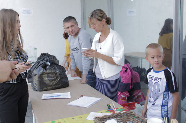 Около 200 человек получили социальную поддержку в «Слове жизни» Москва к началу учебного года
