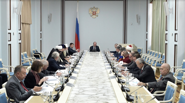 Епископ Сергей Ряховский рассказал на Президентском совете о работе с молодежью